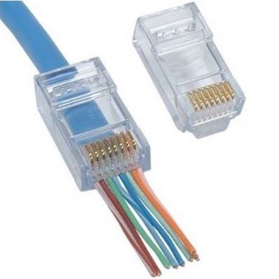 Fiche RJ45 cat.6 UTP avec guide-fils et paires traversantes